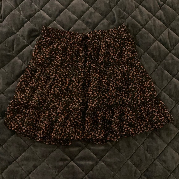 Floral mini skirt - Picture 1 of 2
